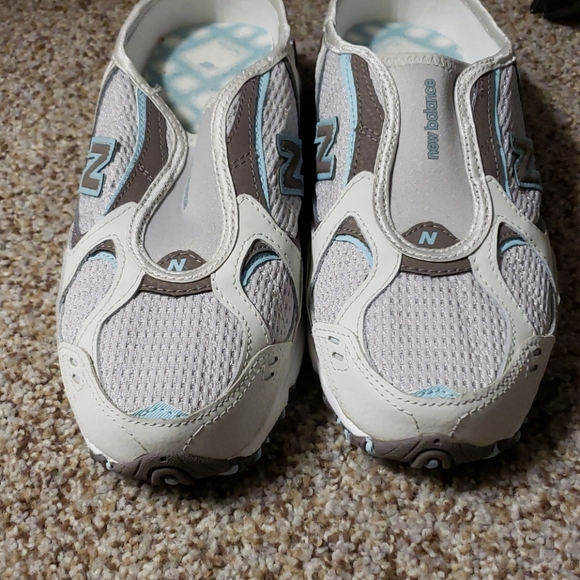 New Balance Slip on Sneakers - Picture 4 of 8